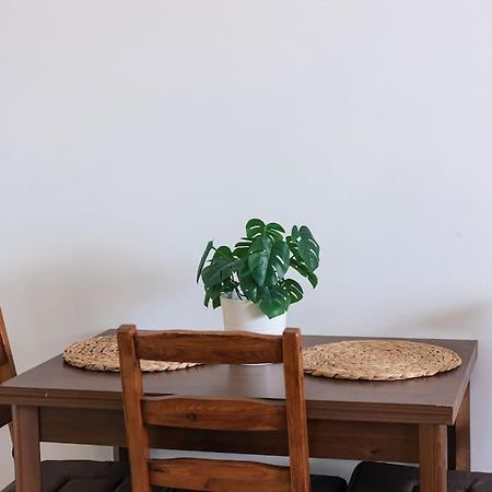 Seaside Escape Apartment Saronida Ngoại thất bức ảnh