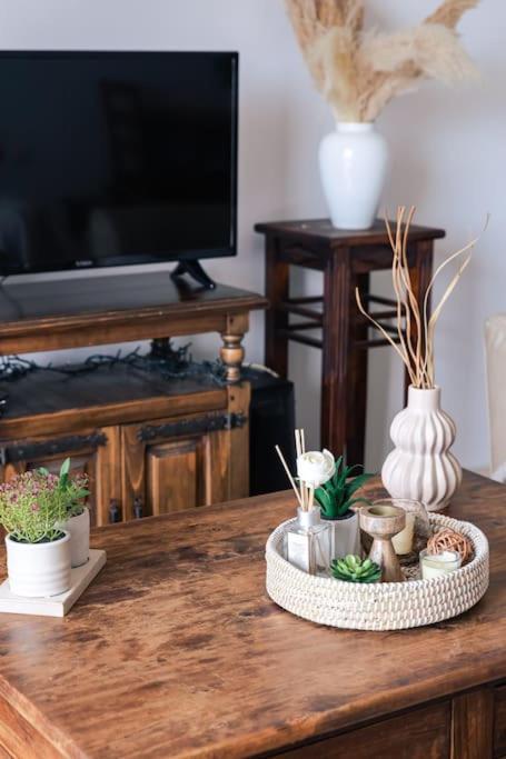 Seaside Escape Apartment Saronida Ngoại thất bức ảnh