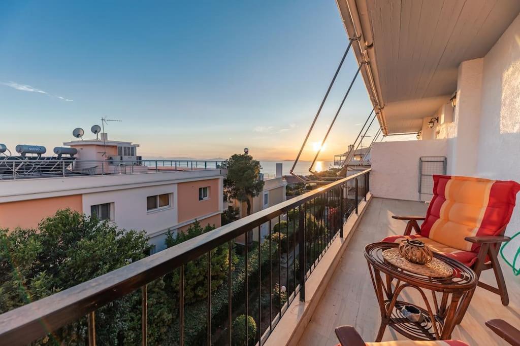 Seaside Escape Apartment Saronida Ngoại thất bức ảnh