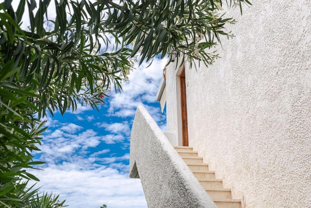 Seaside Escape Apartment Saronida Ngoại thất bức ảnh